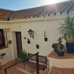 Casa Persea * נרחה