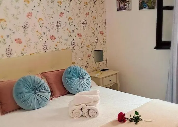 Апартаменти Casa Persea Нерха